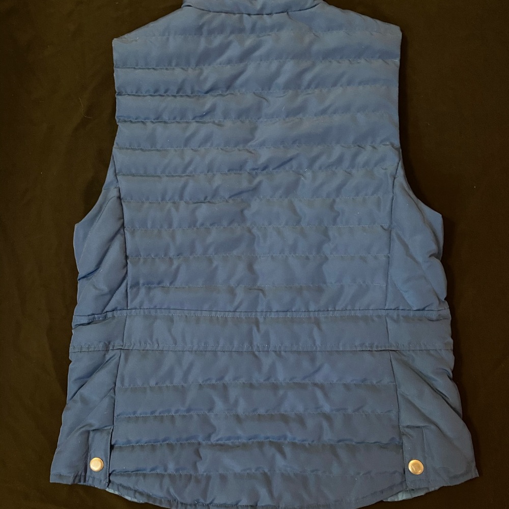 Vest - Picture 2 of 3